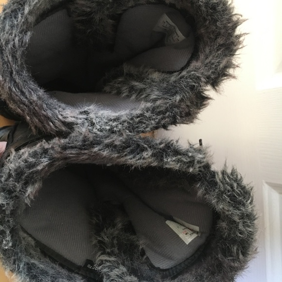 The North Face lace up winter boots - Picture 5 of 6